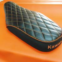 Selle réaliée par TJLSellier.com de KAWASAKI - W  800