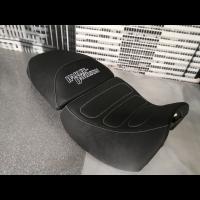 Selle réaliée par TJLSellier.com de HARLEY DAVIDSON - Pan America 1250